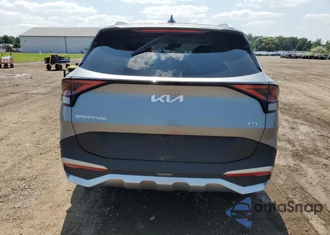 2024 Kia Sportage Ex z USA, uszkodzony, nr VIN KNDPVCDF6R7311601